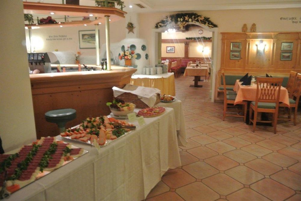 Landhotel Stofflerwirt Sankt Michael im Lungau Luaran gambar