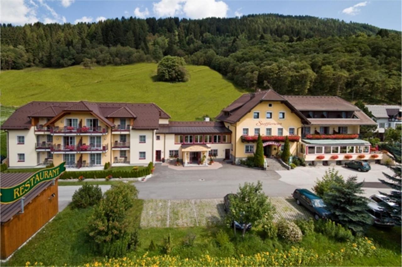 Landhotel Stofflerwirt Sankt Michael im Lungau Luaran gambar